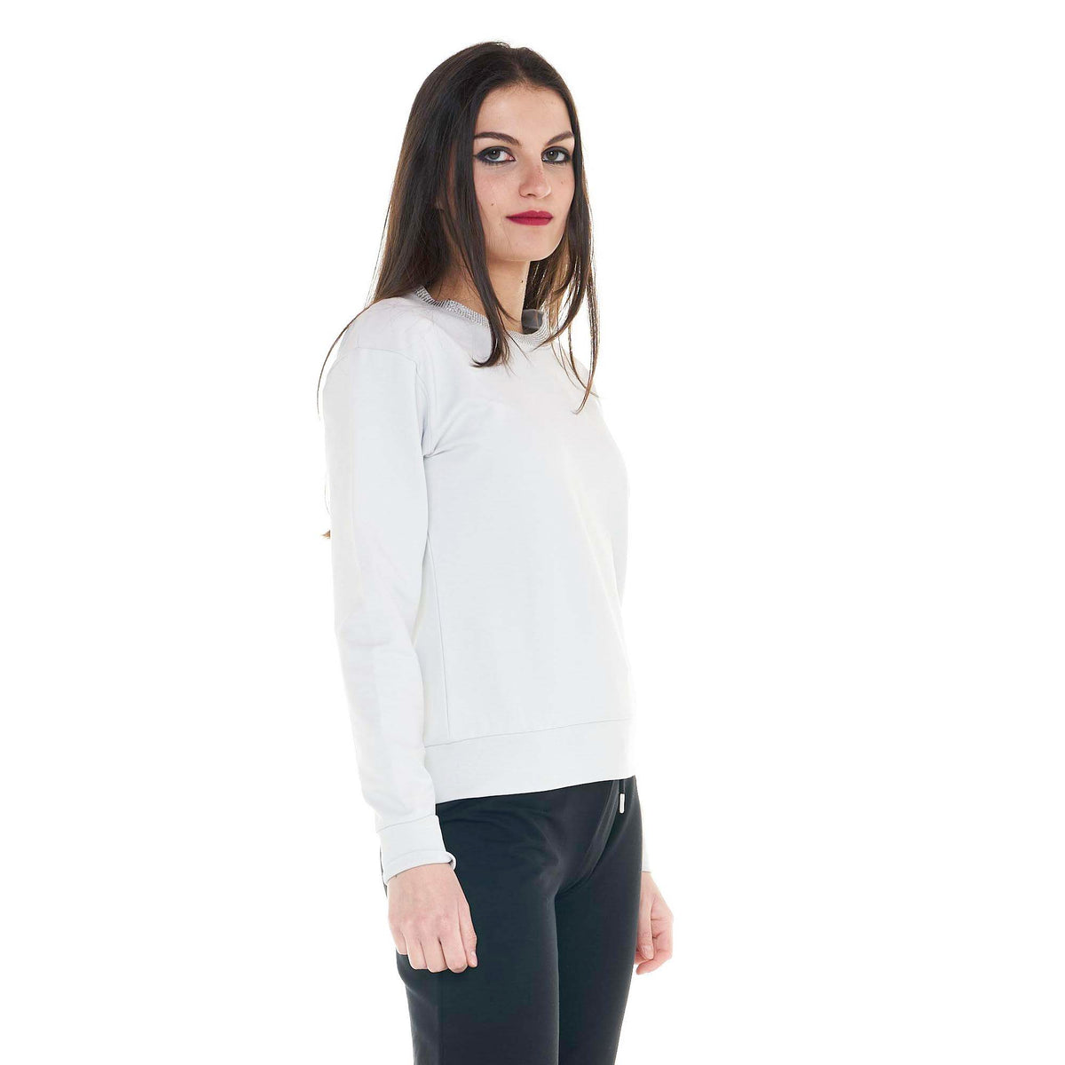 WOMAN_CREWNECK_CRYSTAL_W4743T6F40_03_Image_2