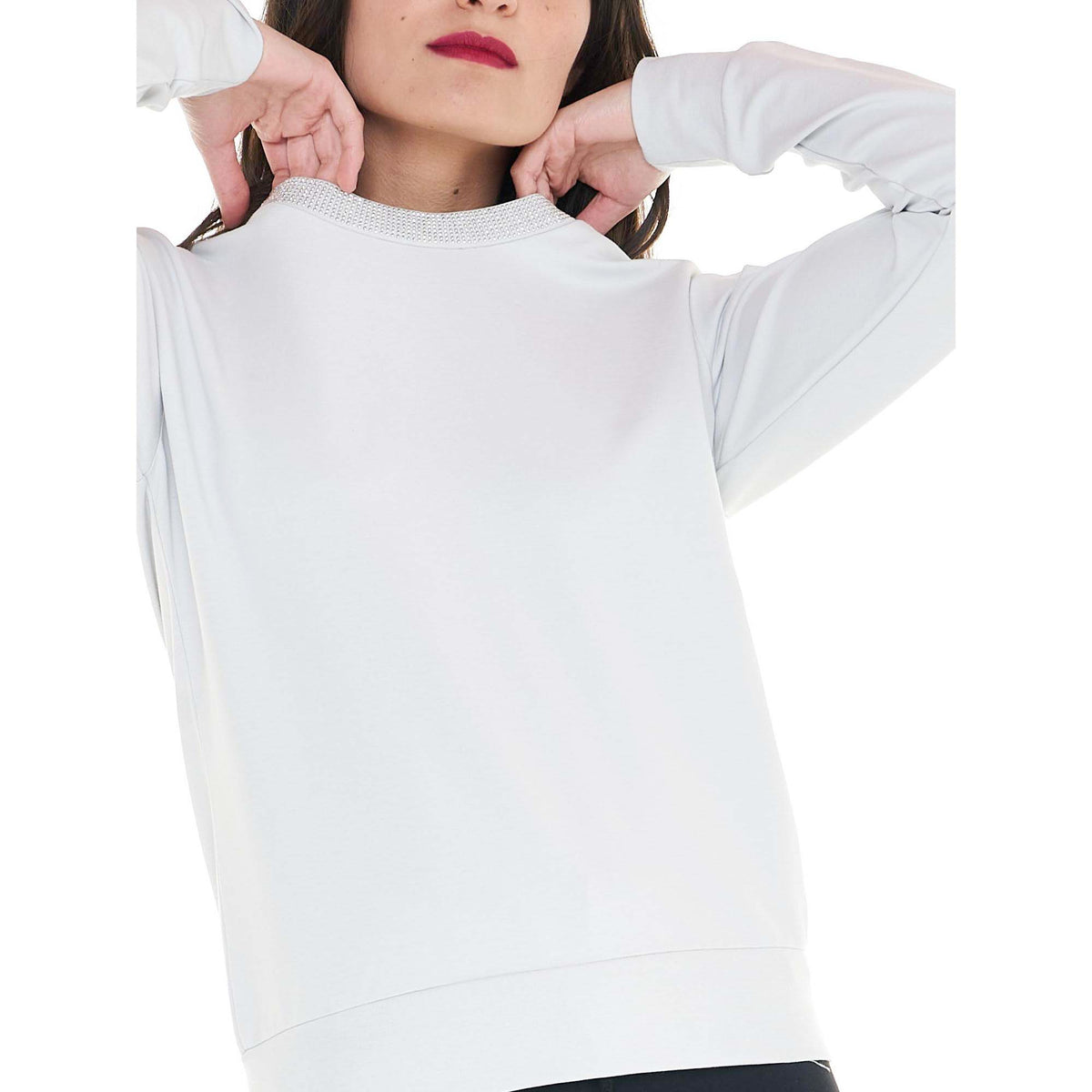 WOMAN_CREWNECK_CRYSTAL_W4743T6F40_03_Image_5