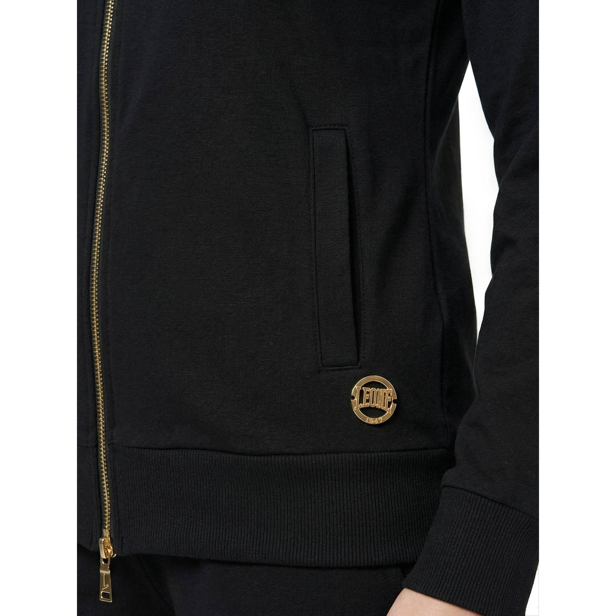 WOMAN_FULL_ZIP_CLASSY_W7030T12M01_09_Image_4