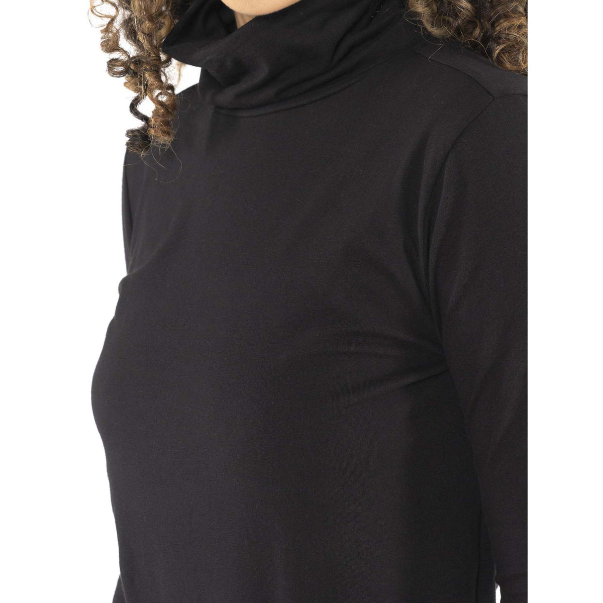 WOMAN_HIGH_COLLAR_NEVER_WITHOUT_W6821S11J06_09_Image_3