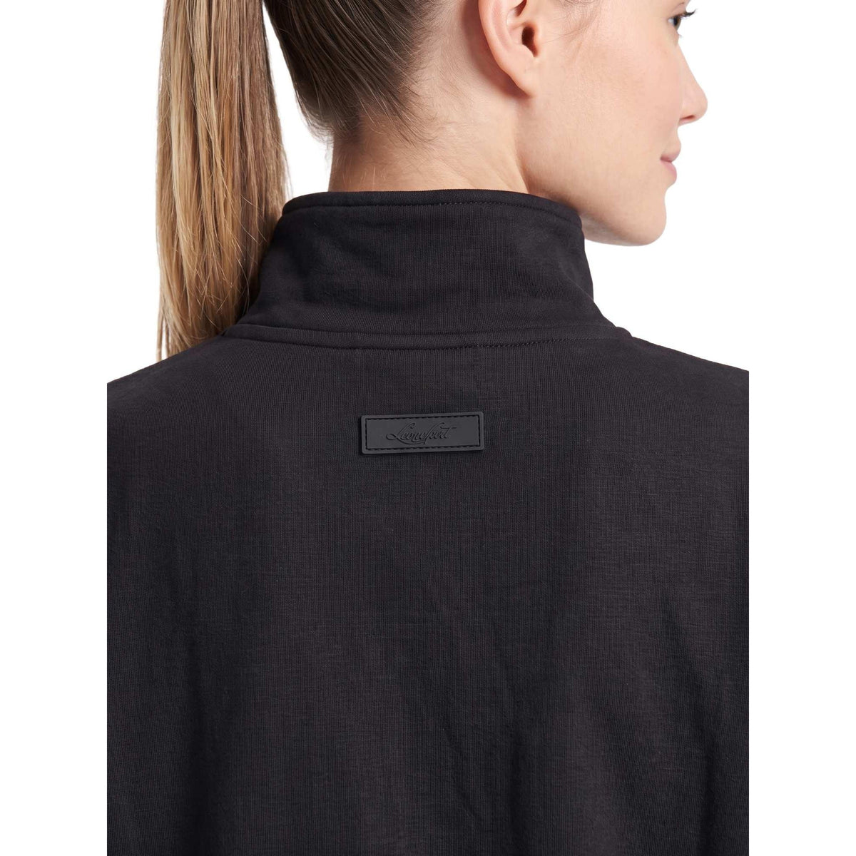 WOMAN_HIGH_COLLAR_TEEN_W7328T13F18_09_Image_4