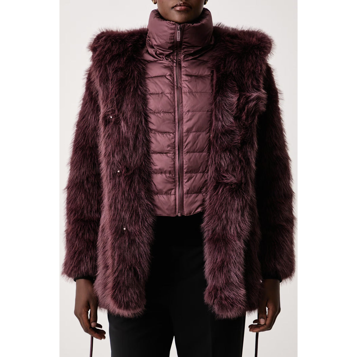 WOMAN_HOODED_FUR_COAT_DETACH_CW9725FRL6_481_Image_7