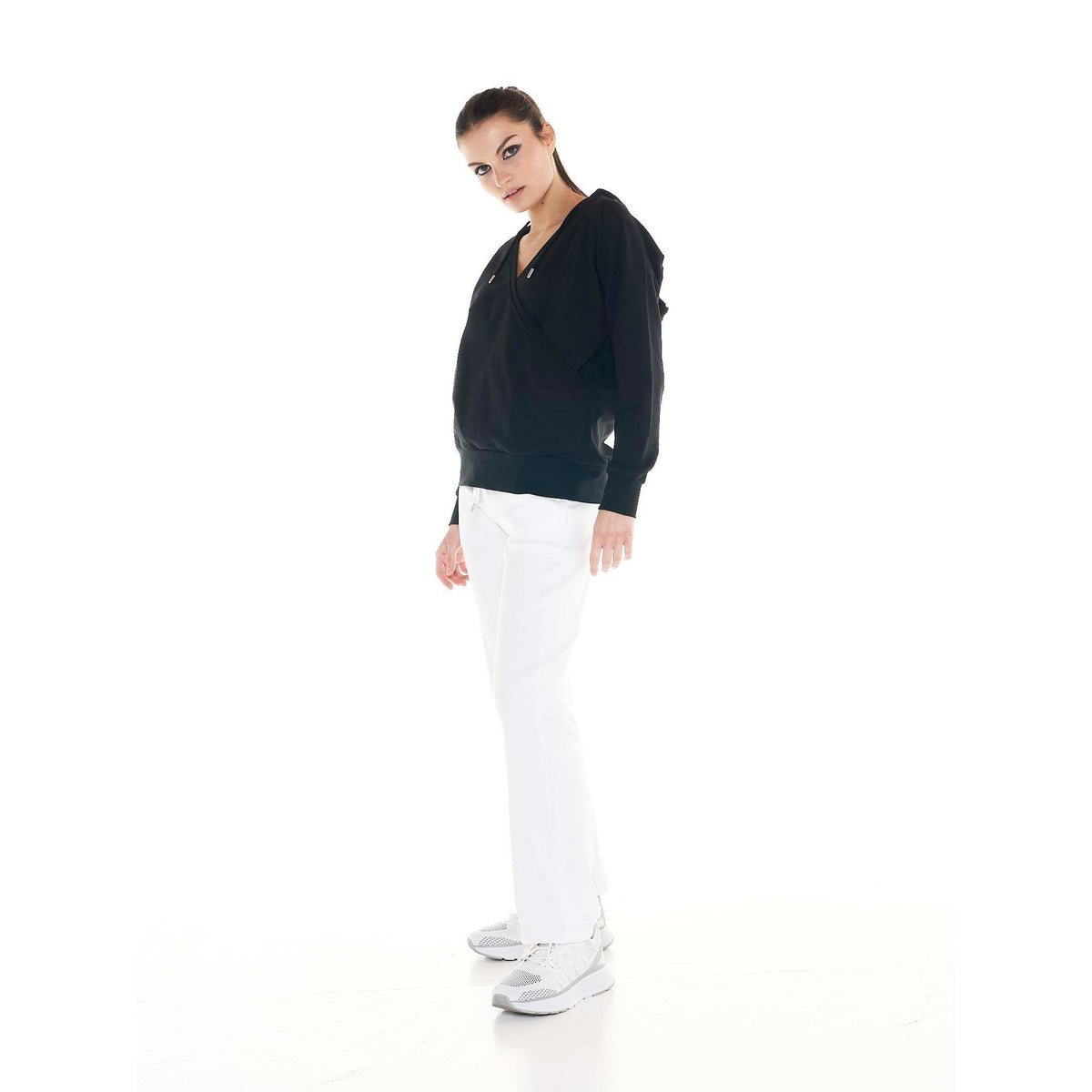 WOMAN_HOODY_CRYSTAL_W4744T6F40_09_Image_3