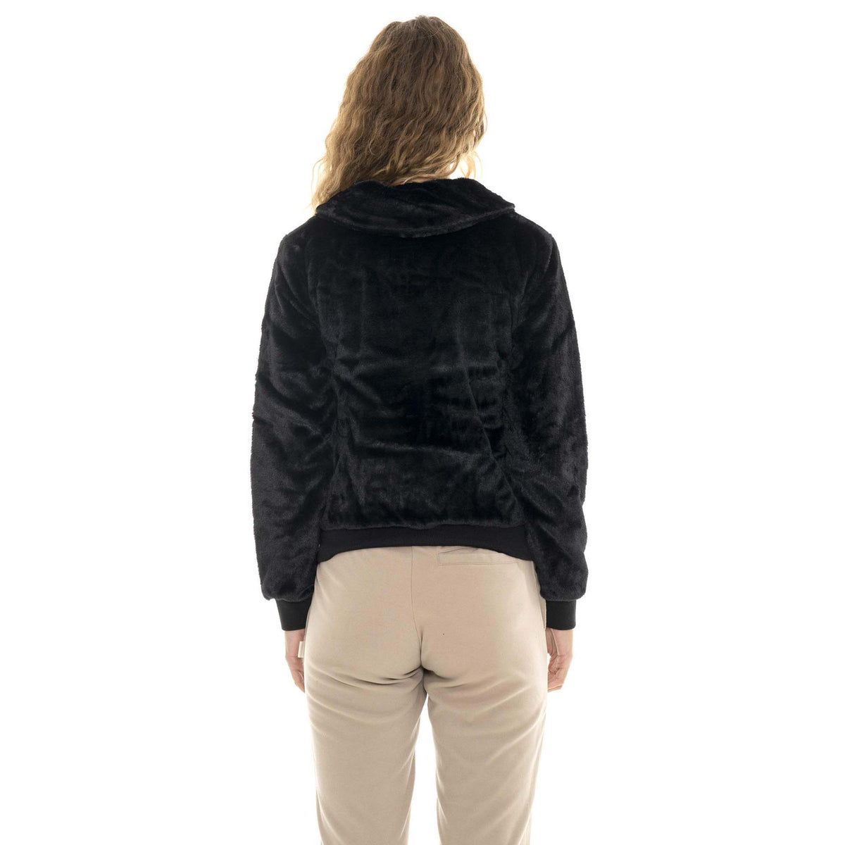 WOMAN_JACKETS_SHERPA_NEVER_WITHOUT_W6803J11S02_09_Image_4