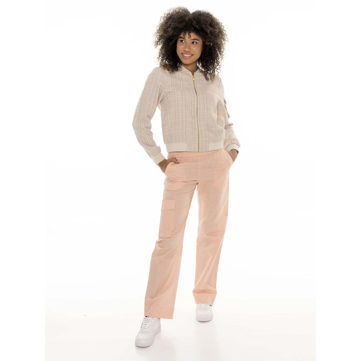 WOMAN_LINEN_PANTS_CHIC_BOXING_W5754P8L00_85_Image_5