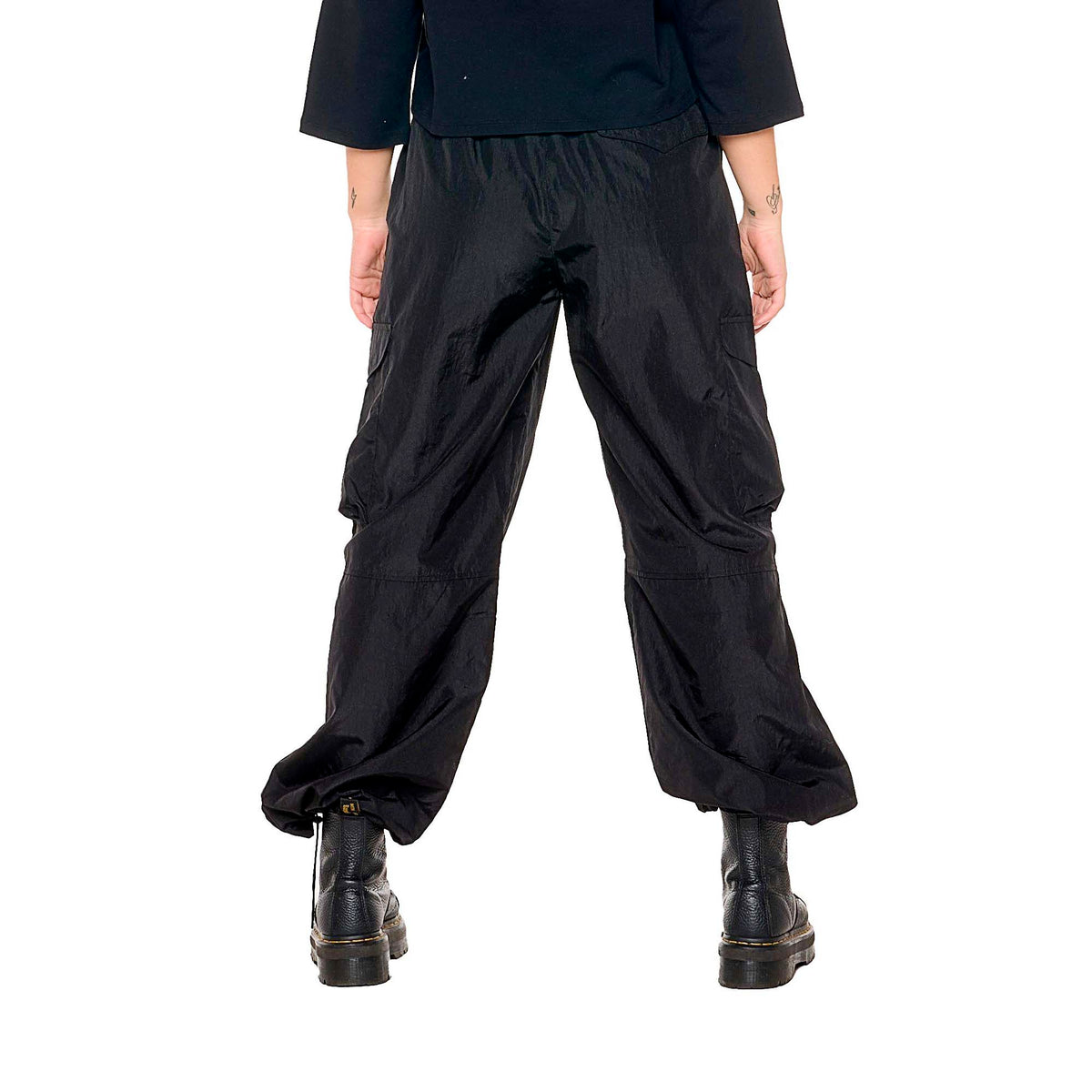 WOMAN_POPELINE_PANTS_GOLD_STUDS_W6859P11P03_09_Image_4