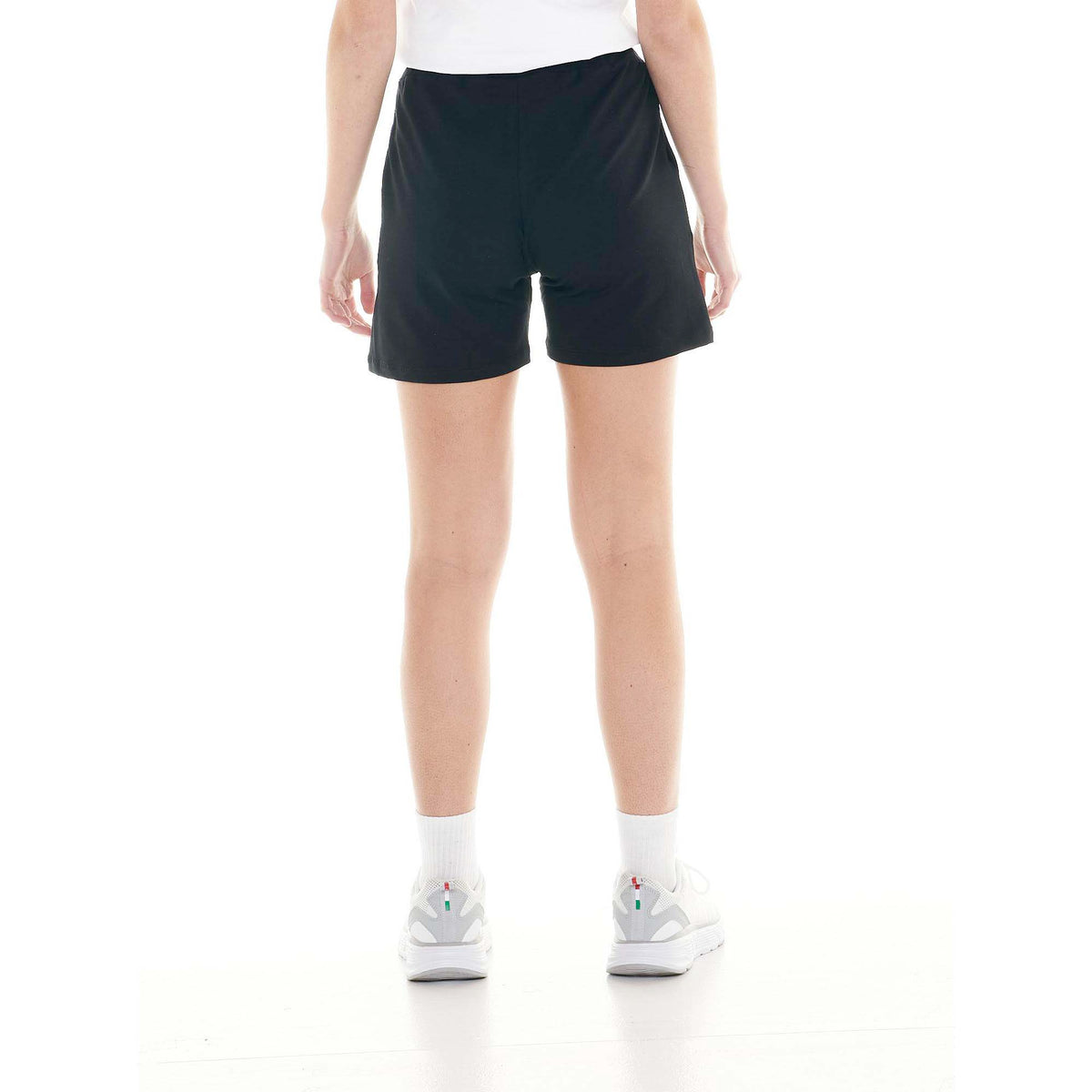 WOMAN_SHORTS_BASIC_W4707B6F13_09_Image_4