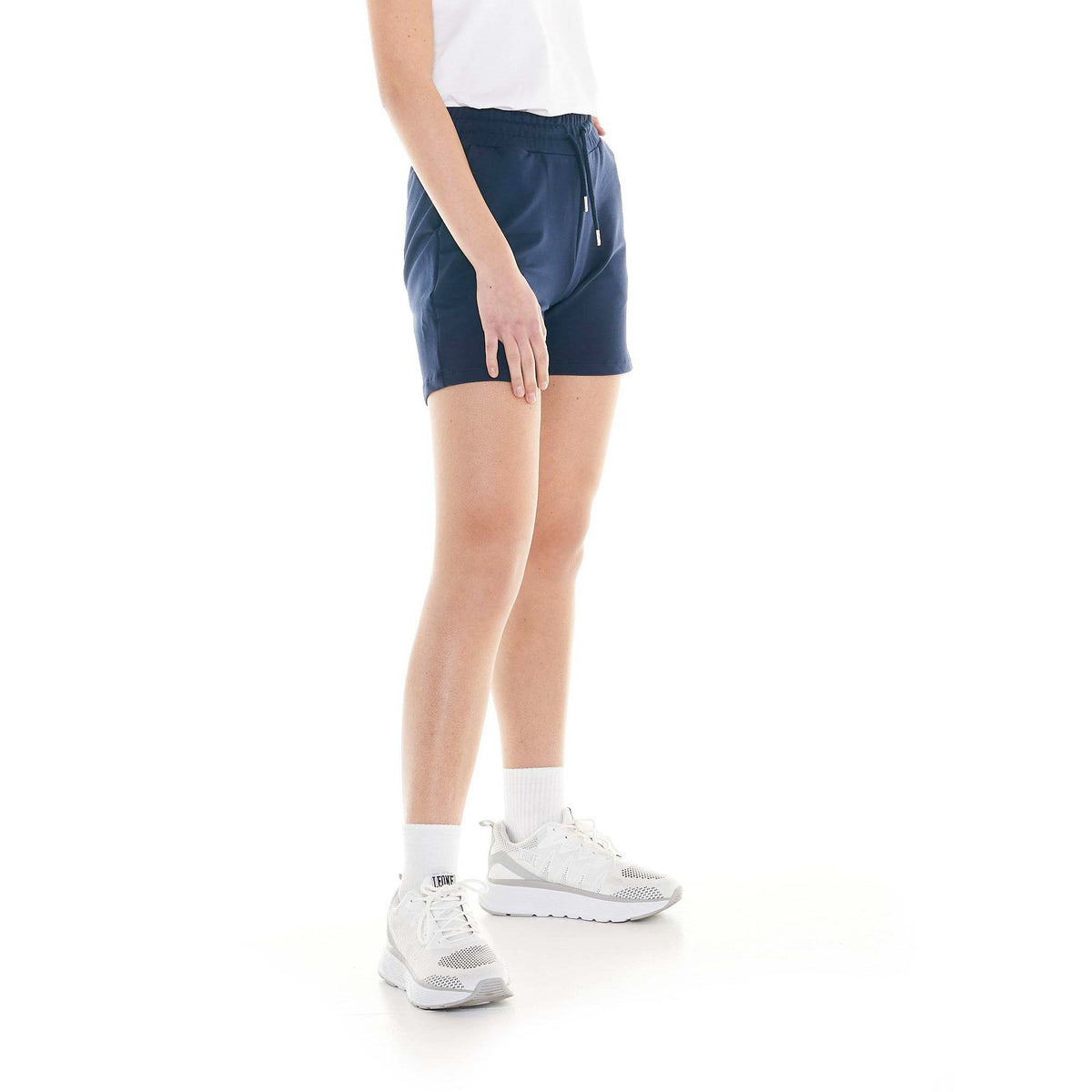 WOMAN_SHORTS_BASIC_W4707B6F13_10_Image_2