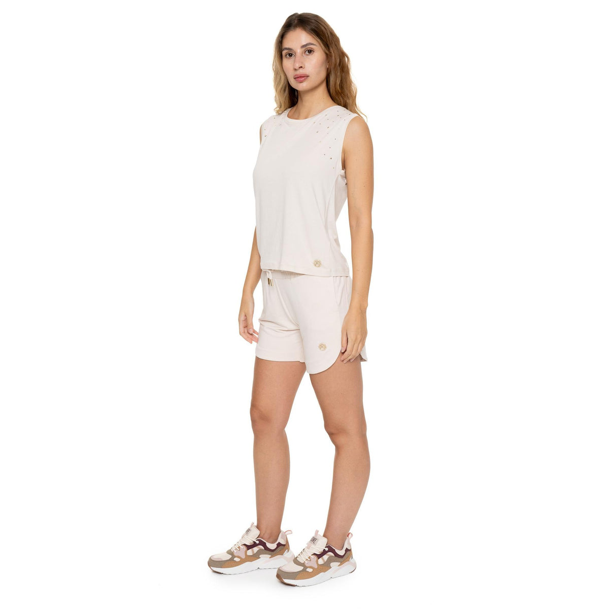 WOMAN_SHORTS_CLASSY_W7034B12M01_146_Image_3