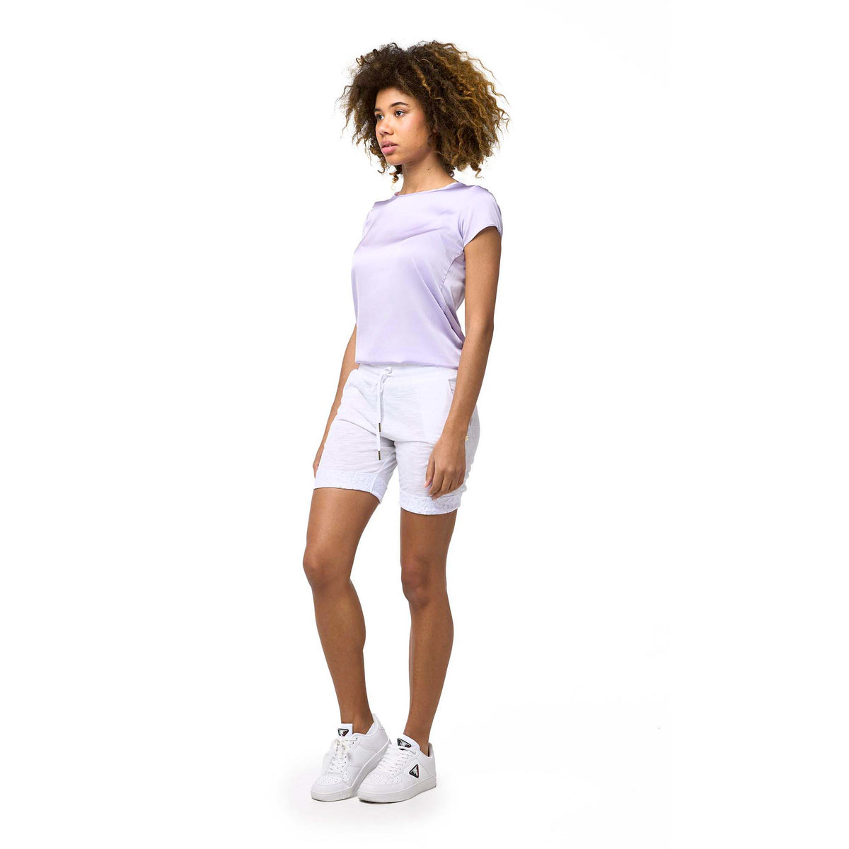 WOMAN_SHORT_LACE_W5775B8J23_00_Image_2