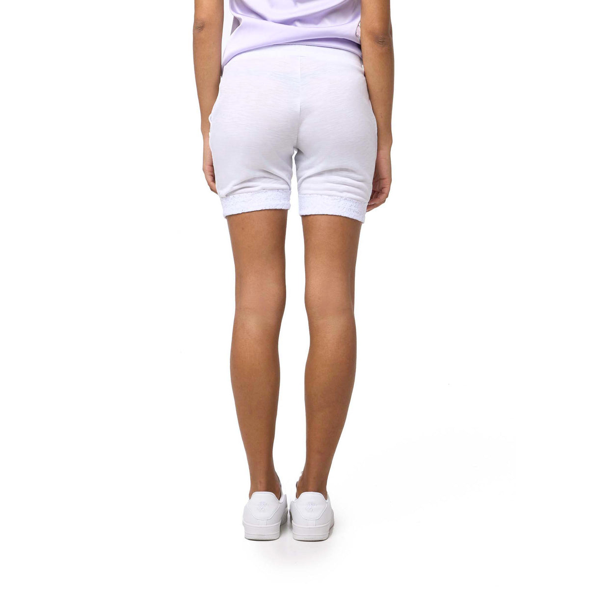 WOMAN_SHORT_LACE_W5775B8J23_00_Image_4
