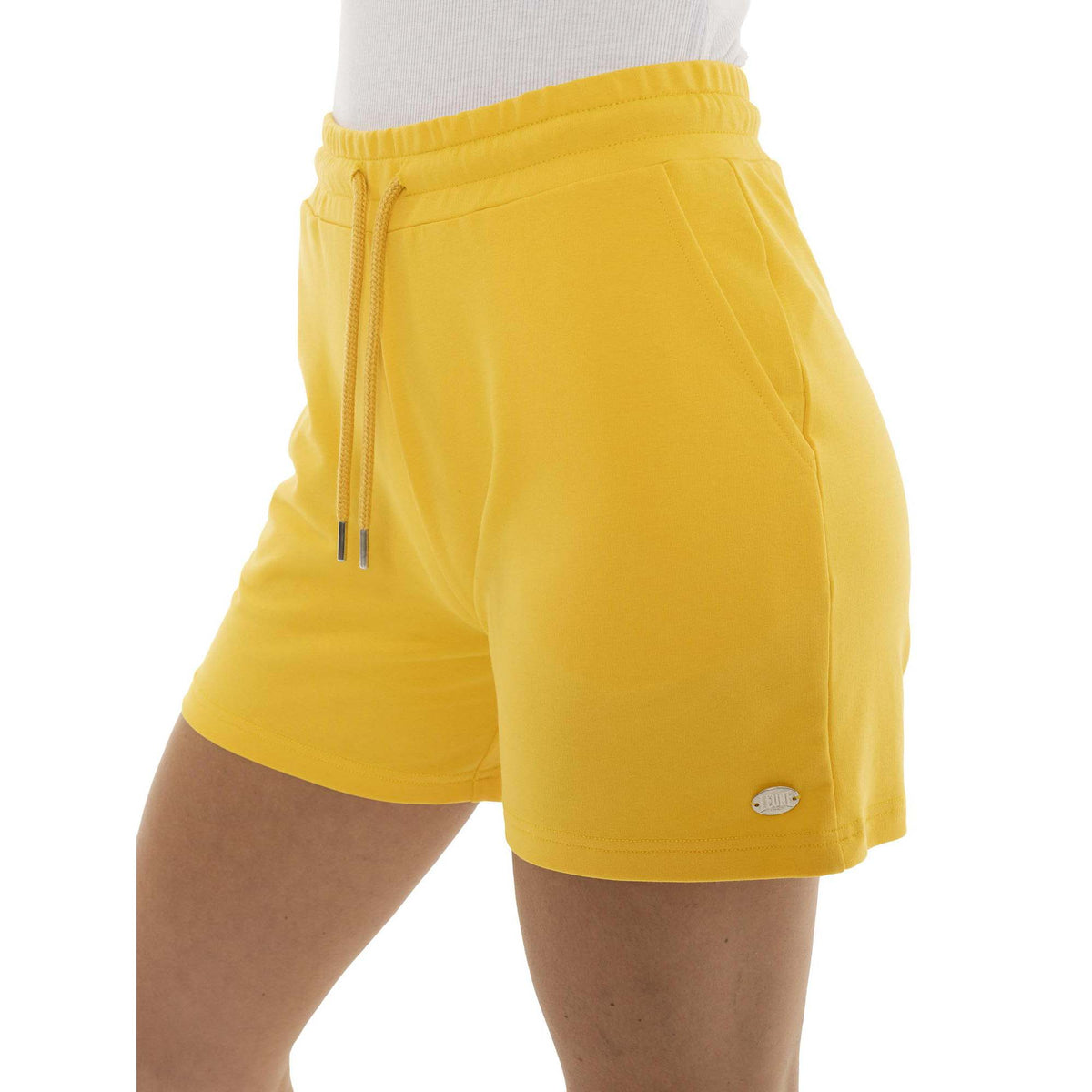 WOMAN_SHORT_NEW_BASIC_W5715B10F13_35_Image_3