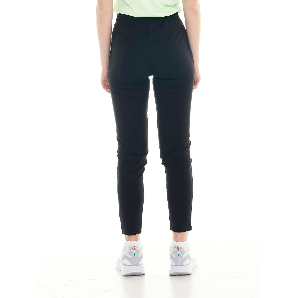 WOMAN_SWEATPANTS_BASIC_W4710P6F13_09_Image_4