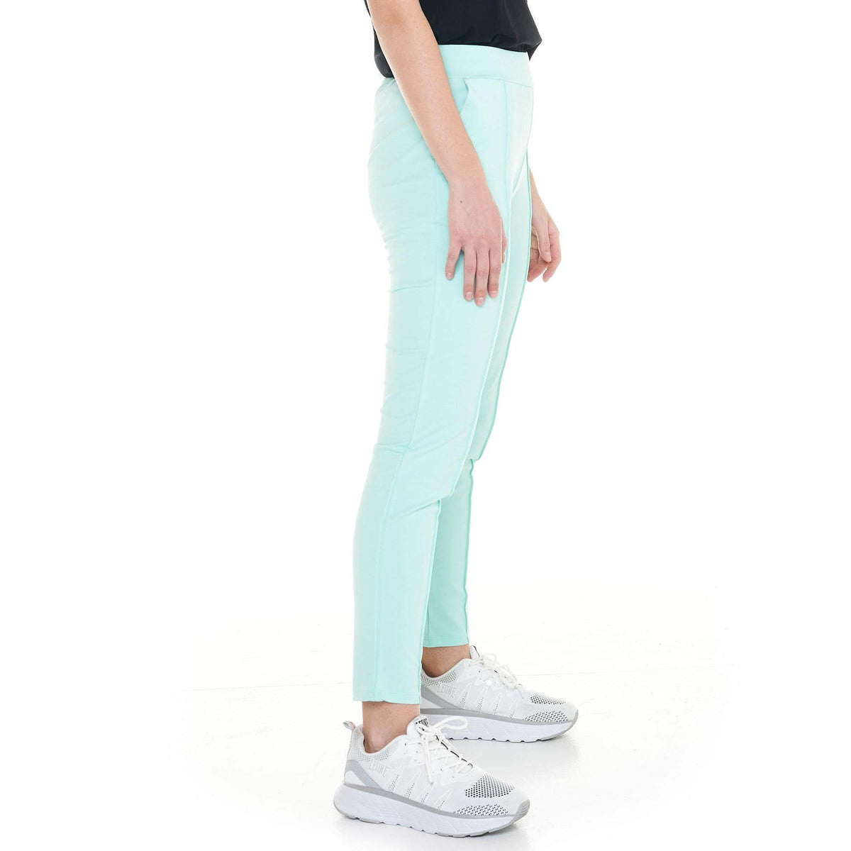 WOMAN_SWEATPANTS_BASIC_W4710P6F13_13_Image_2