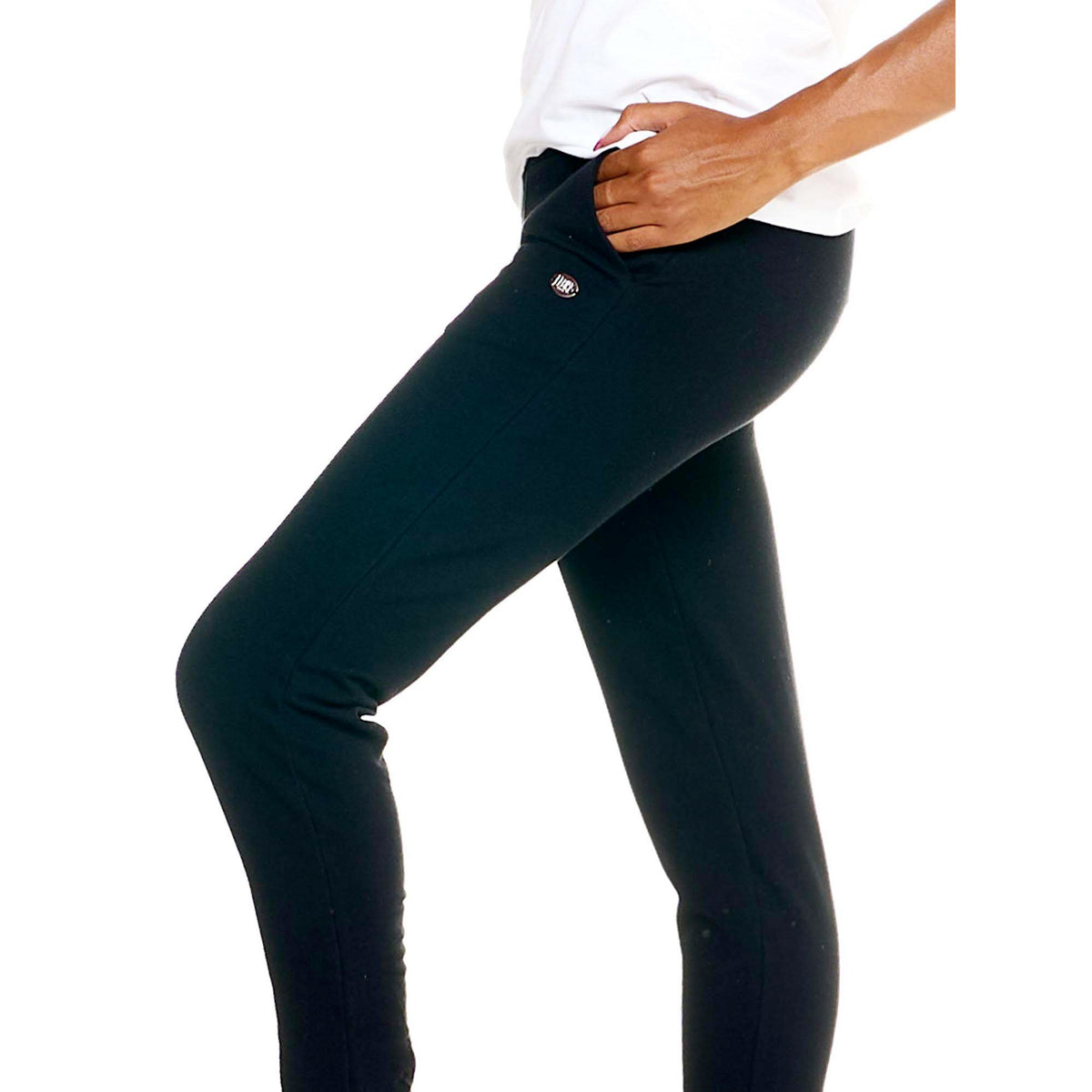 WOMAN_SWEATPANTS_BASIC_W5213P7F03_09_Image_5