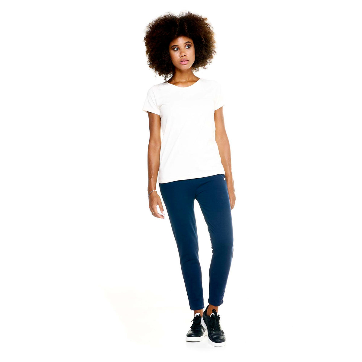 WOMAN_SWEATPANTS_BASIC_W5213P7F03_10_Image_3