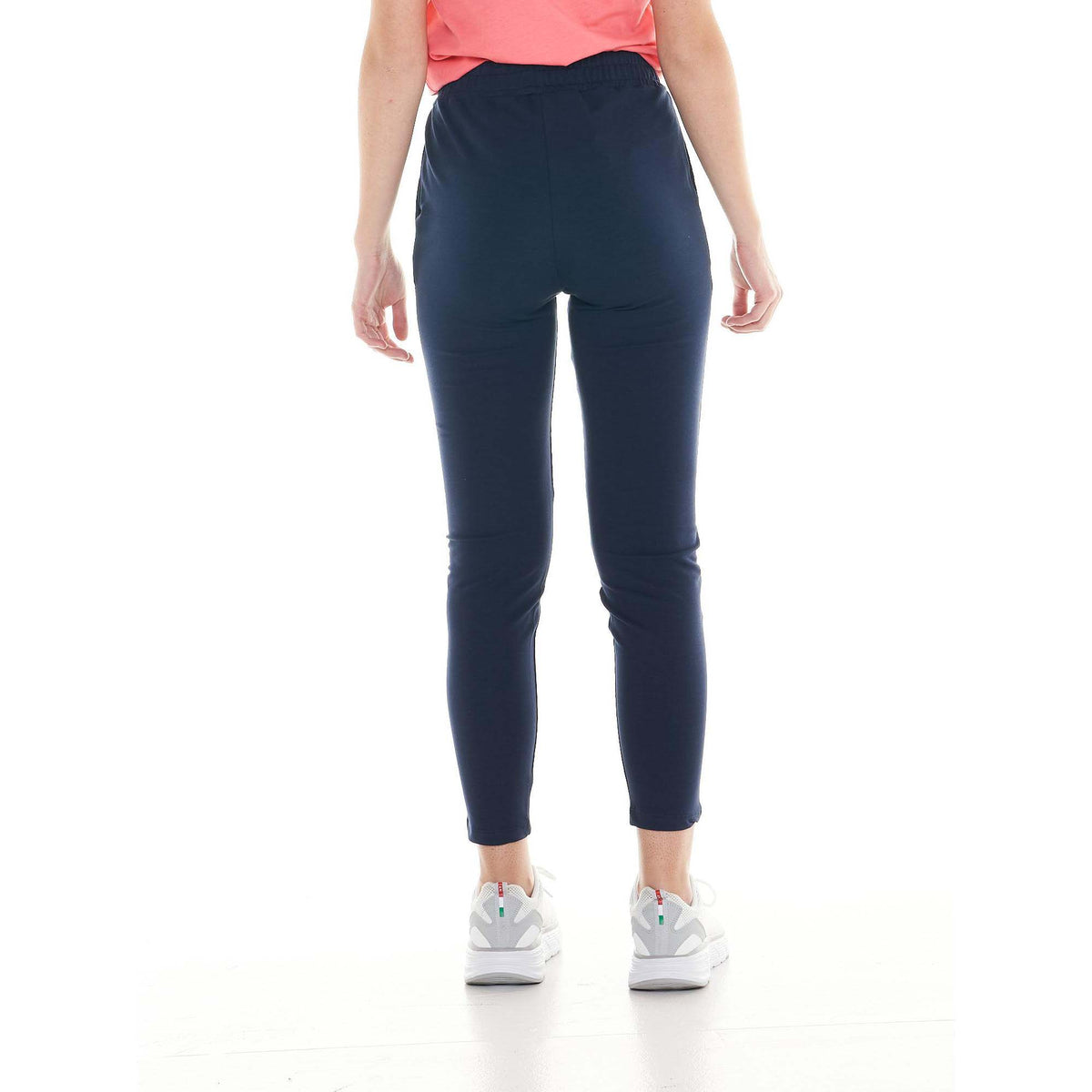 WOMAN_SWEATPANTS_BASIC_W5214P7F03_10_Image_4