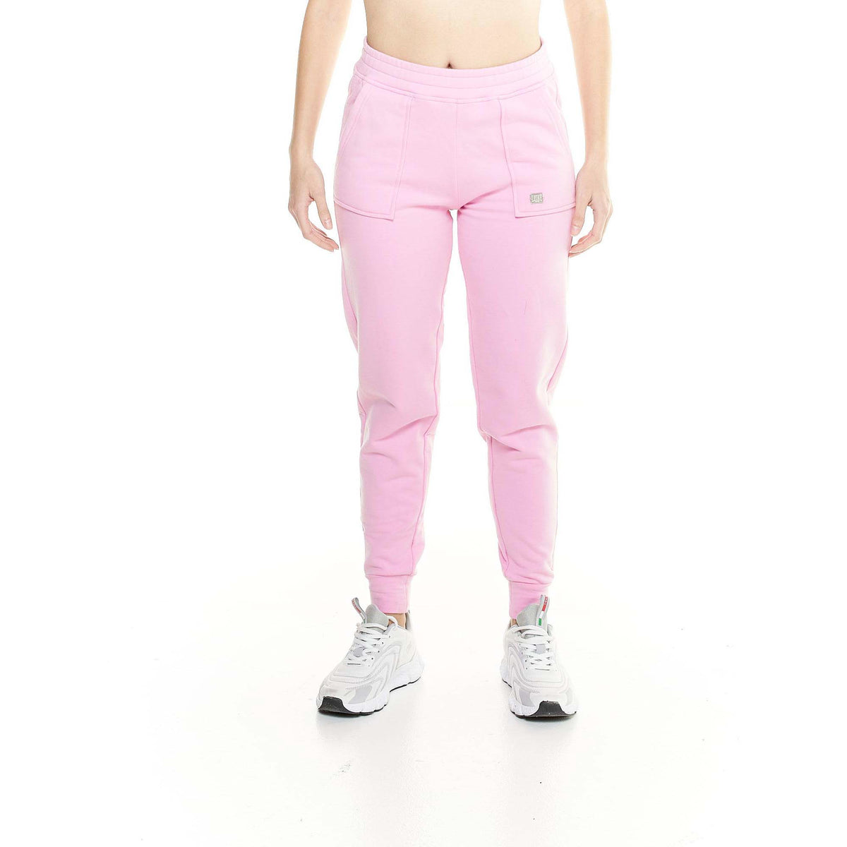 WOMAN_SWEATPANTS_BIG_POCKET_LEISURE_W5246P7M01_60_Image_1