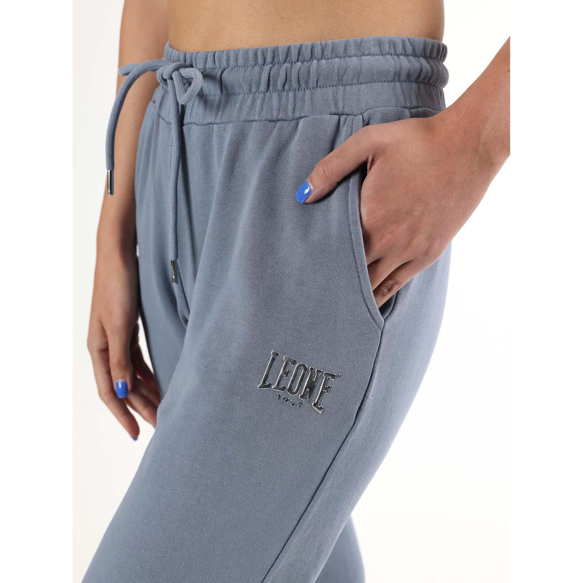 WOMAN_SWEATPANTS_BLUE_W5761P8F12_12_Image_3