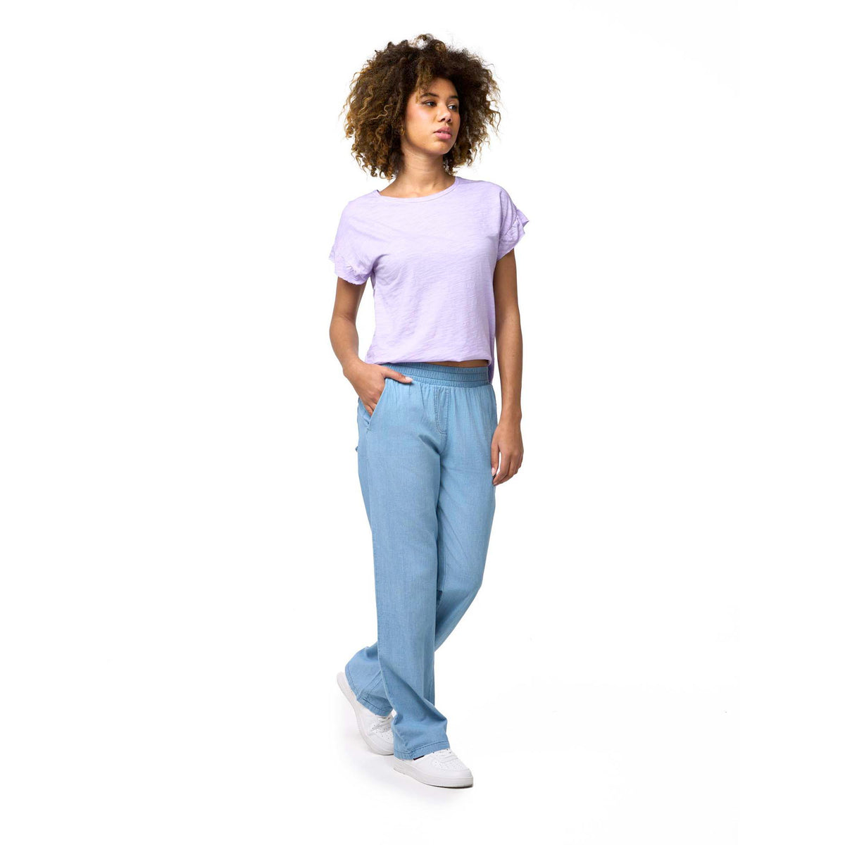 WOMAN_SWEATPANTS_BLUE_W5763P8C03_12_Image_3