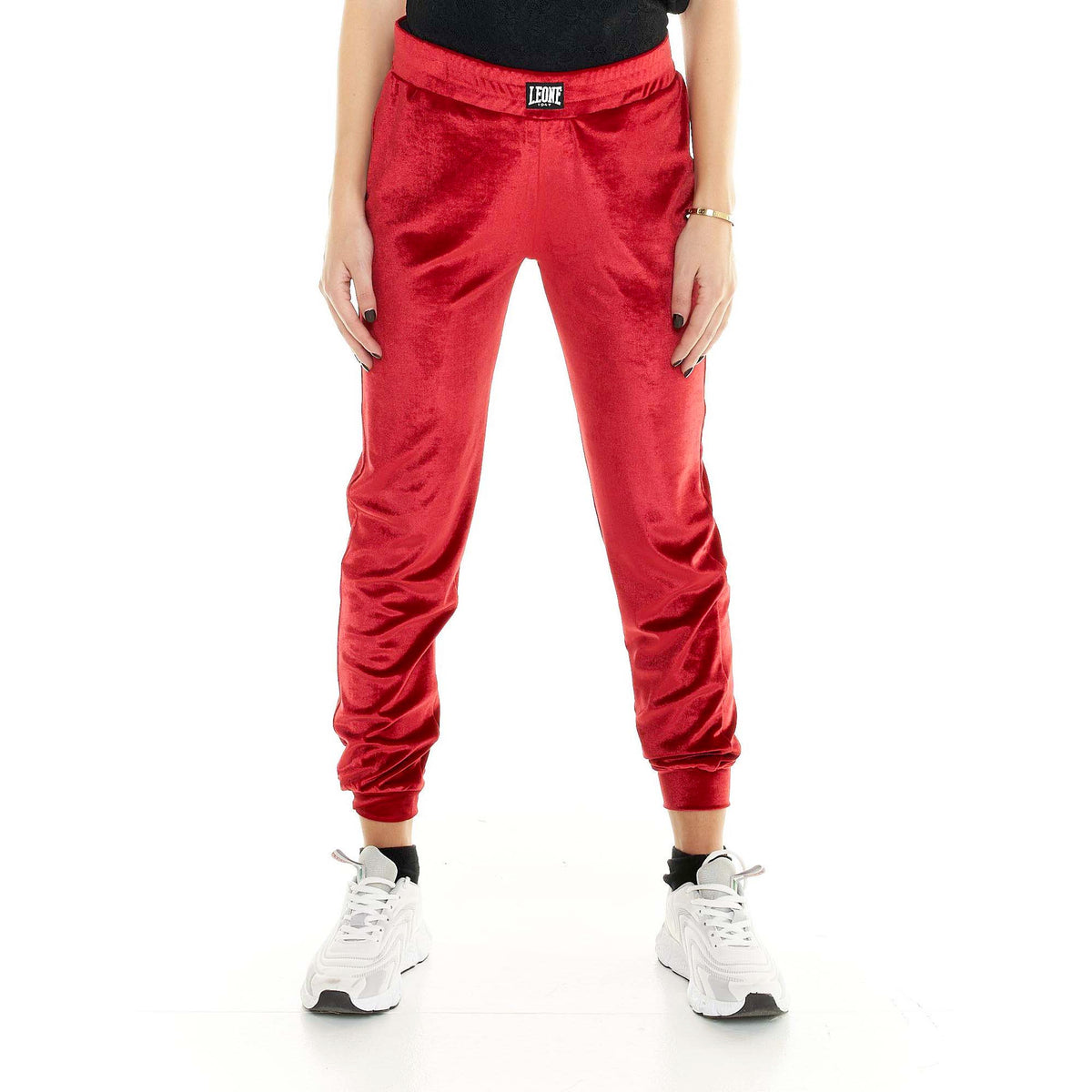 WOMAN_SWEATPANTS_CHENILLE_SCOOTER_W5266P7C02_51_Image_1