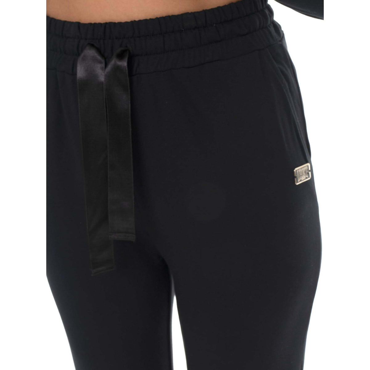 WOMAN_SWEATPANTS_CHIC_TONES_W6871P11F47_09_Image_3