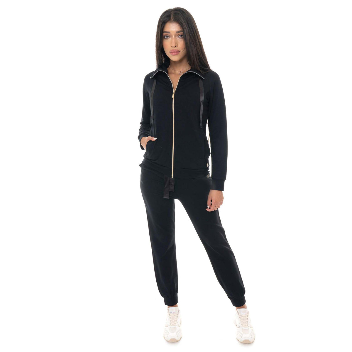 WOMAN_SWEATPANTS_CHIC_TONES_W6871P11F47_09_Image_5