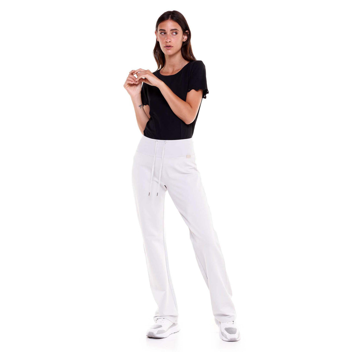 WOMAN_SWEATPANTS_CRYSTAL_W4746P6F40_03_Image_2