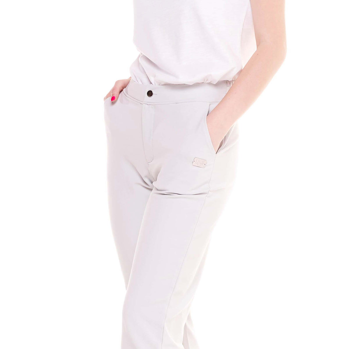 WOMAN_SWEATPANTS_CRYSTAL_W4750P6F40_03_Image_5