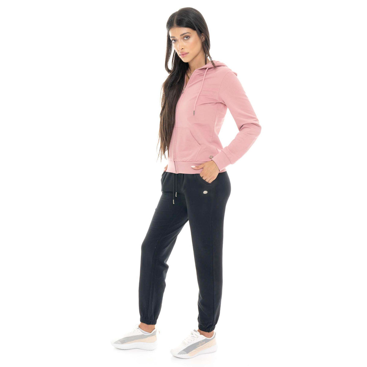 WOMAN_SWEATPANTS_NEVER_WITHOUT_W6812P11F03_09_Image_2