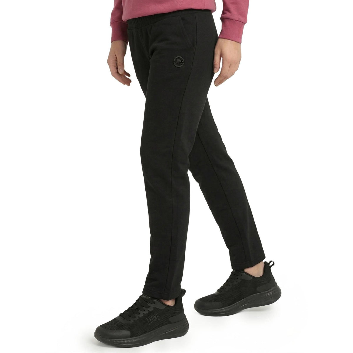 WOMAN_SWEATPANTS_NEVER_WITHOUT_W7006P12F13_09_Image_3