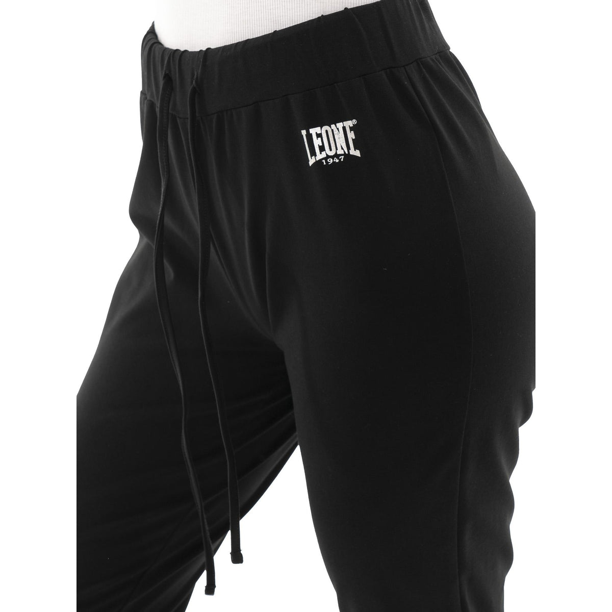 WOMAN_SWEATPANTS_NEVER_WITHOUT_W7010P12J08_09_Image_4
