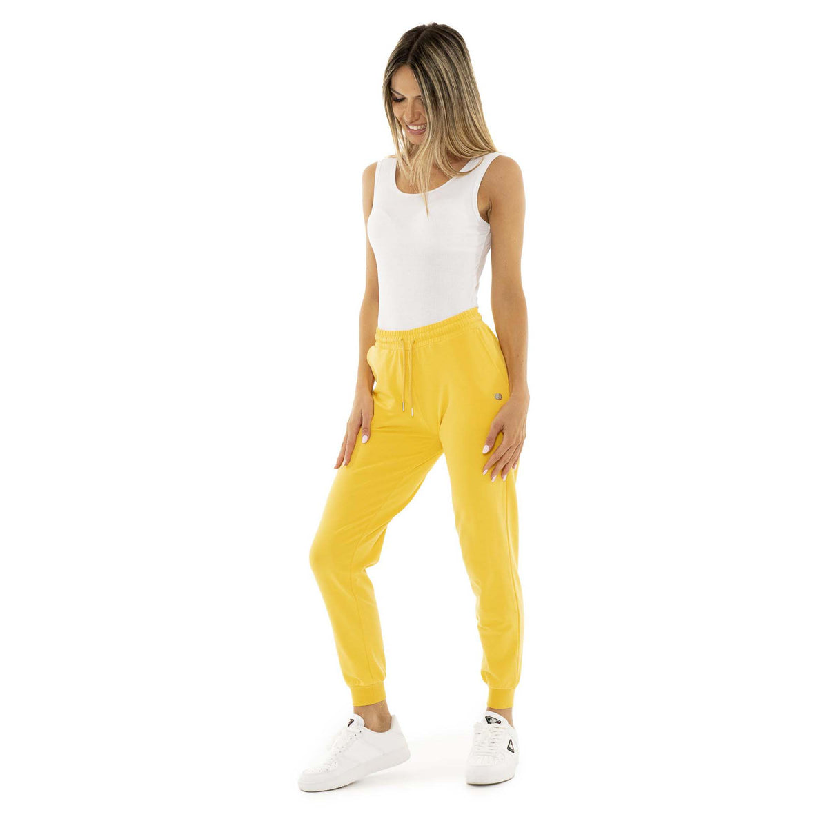 WOMAN_SWEATPANTS_NEW_BASIC_W5705P10F13_35_Image_5
