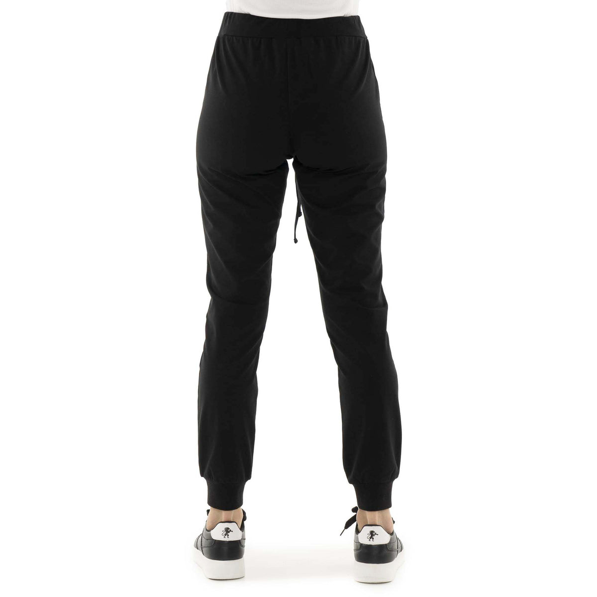 WOMAN_SWEATPANTS_NEW_BASIC_W5708P10J08_09_Image_4