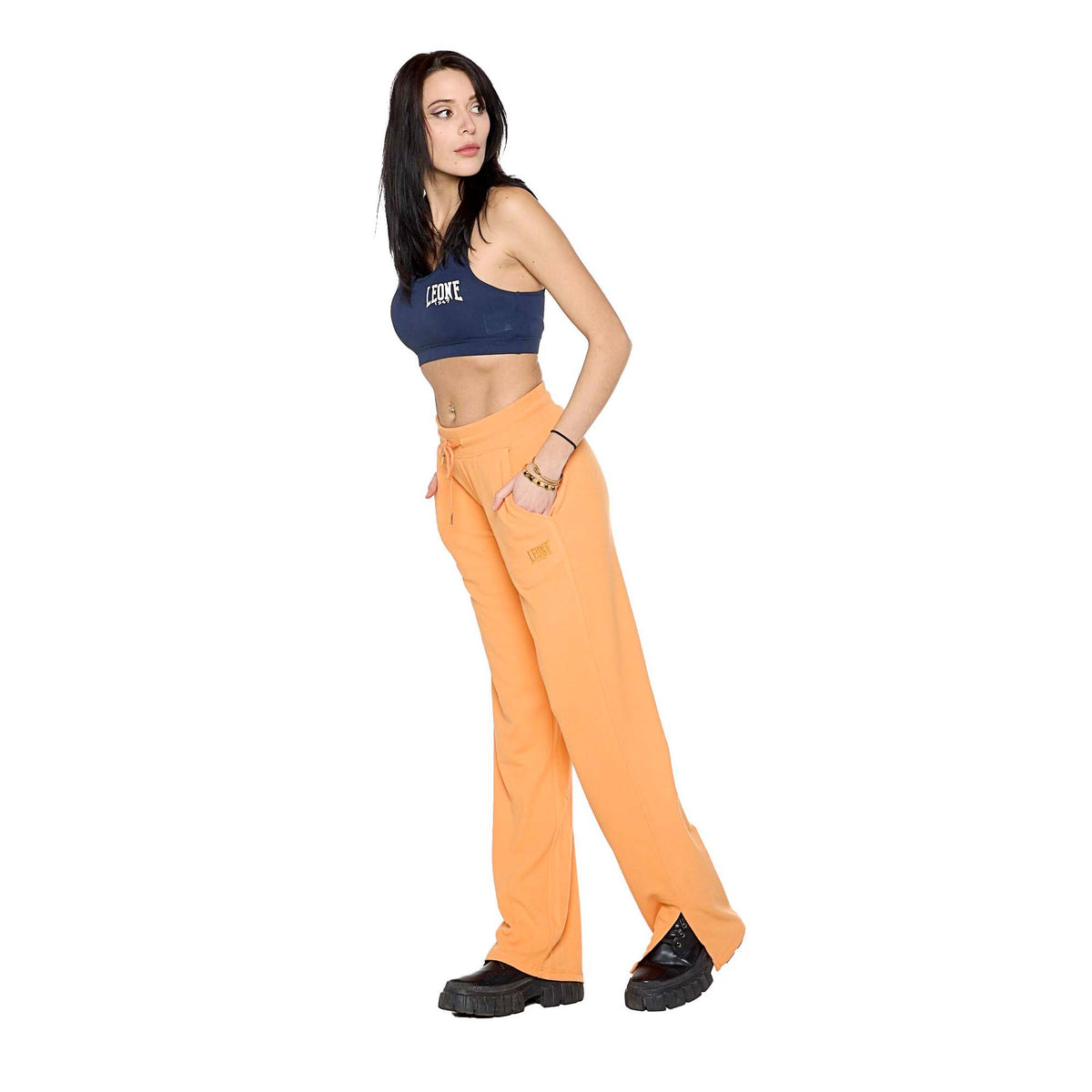WOMAN_SWEATPANTS_RELAXED_W6167P9F24_177_Image_2