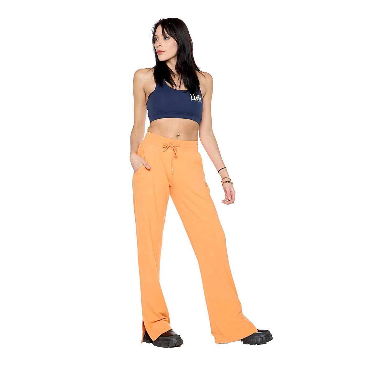 WOMAN_SWEATPANTS_RELAXED_W6167P9F24_177_Image_3