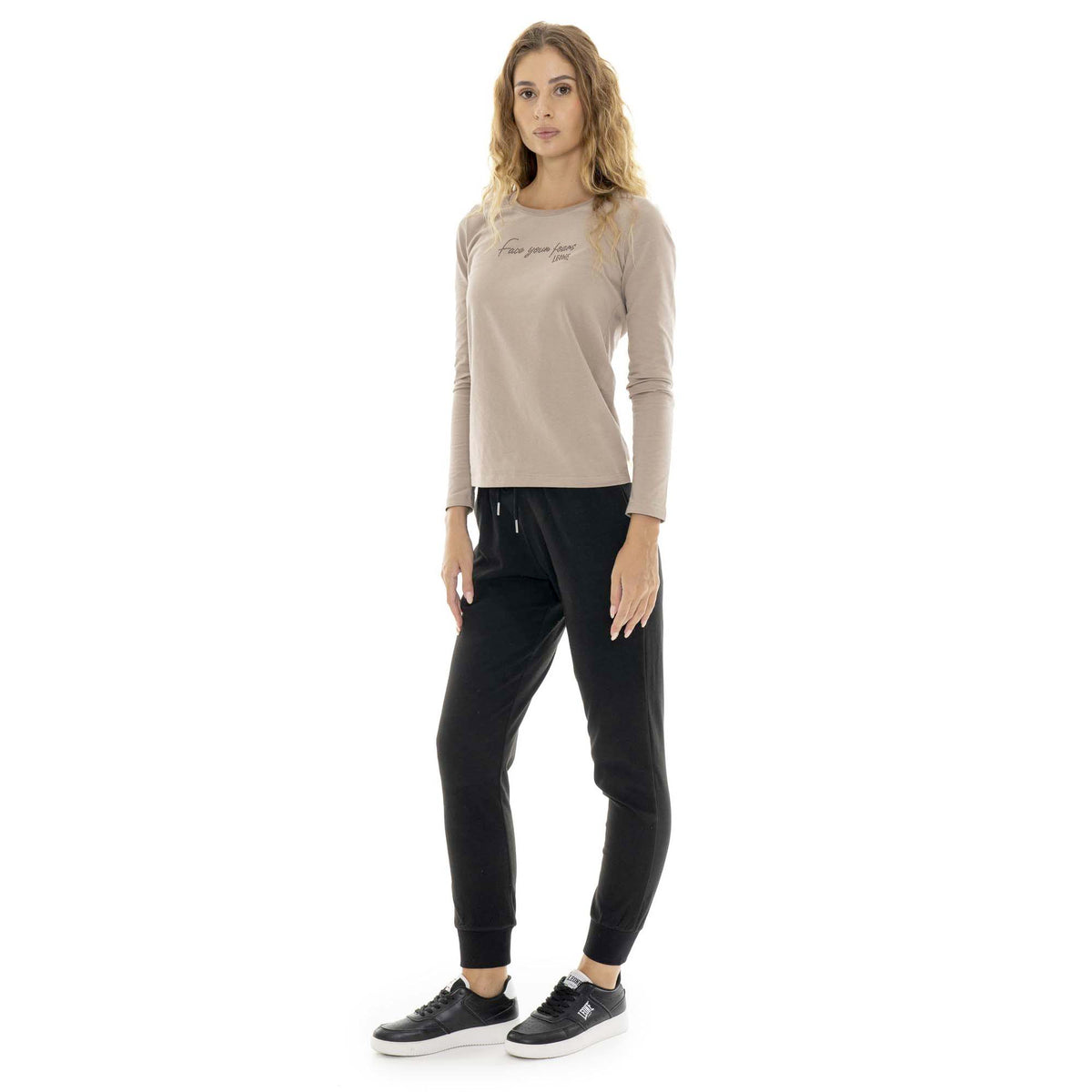 WOMAN_SWEATPANTS_RELAXED_W6170P9I00_09_Image_2