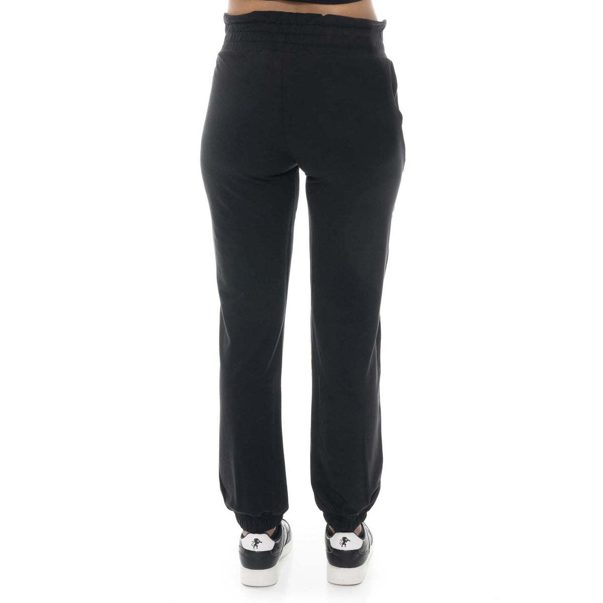 WOMAN_SWEATPANTS_SPRING_VIBES_W6511P10M01_09_Image_4