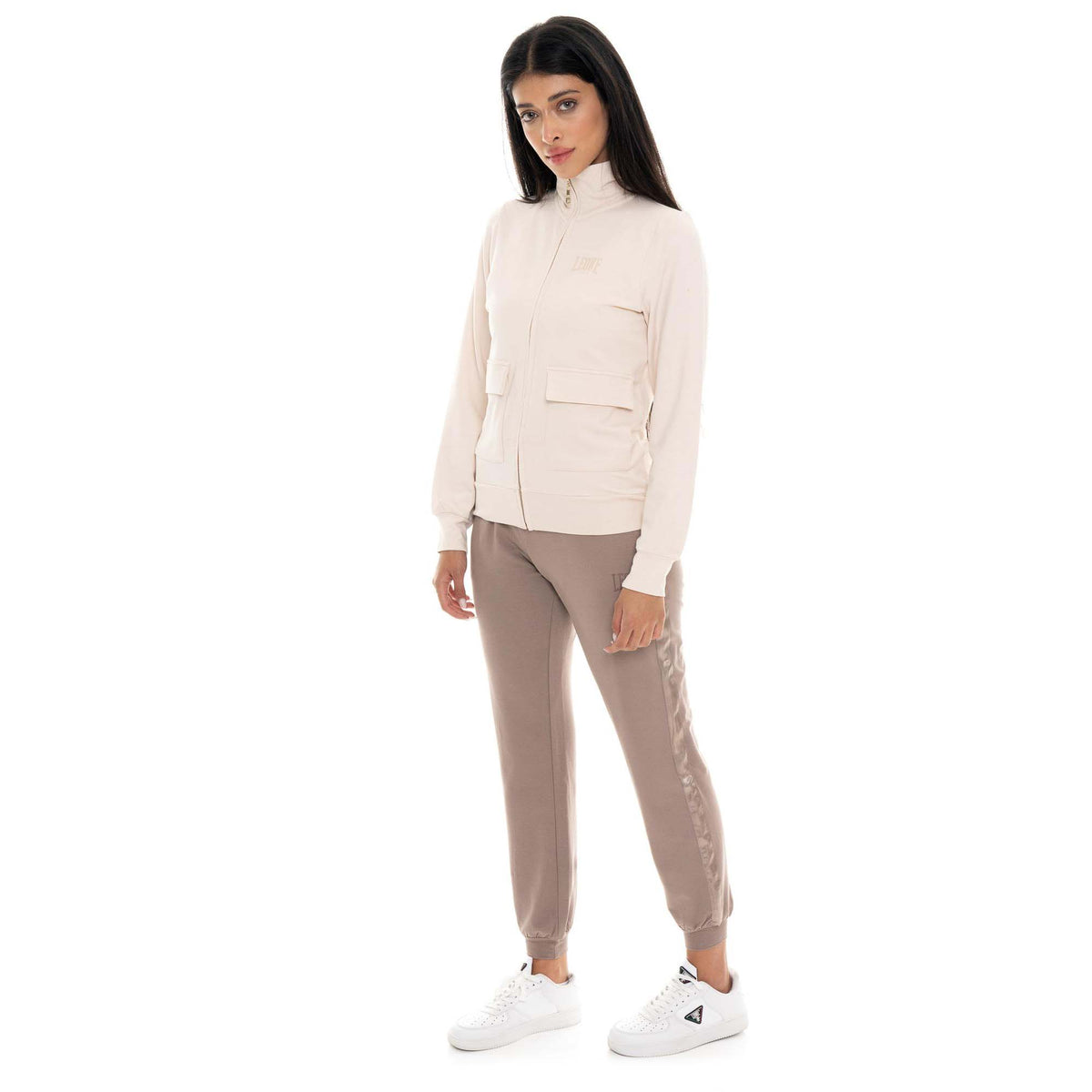 WOMAN_TRACKSUITS_CHIC_TONES_W6869A11F47A_14686_Image_2