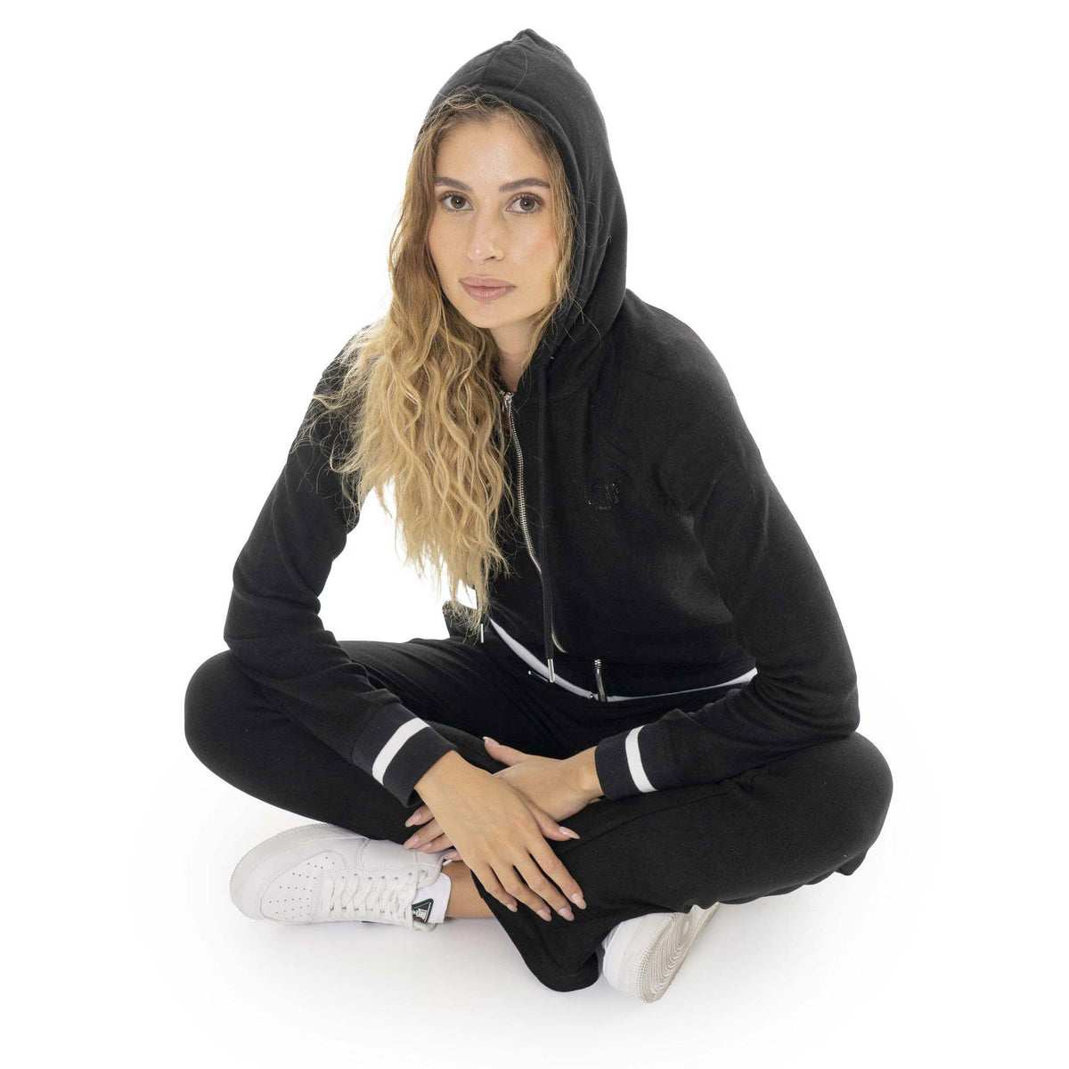 WOMAN_TRACKSUITS_RELAXED_W6158A9F24A_09_Image_5