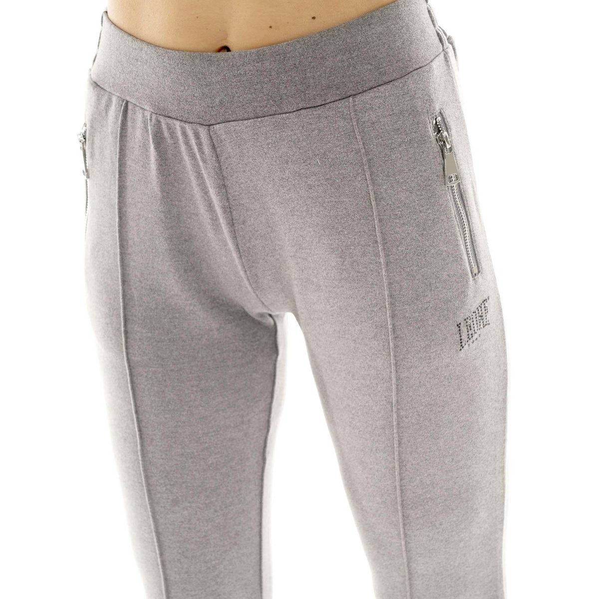 WOMAN_TRACKSUITS_RELAXED_W6159A9F24A_05_Image_3