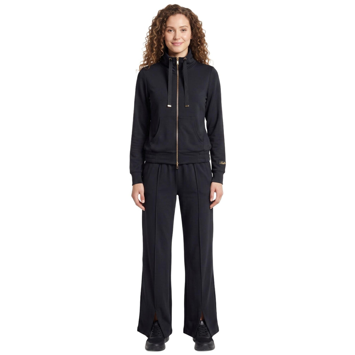 WOMAN_WILD_W7304A13F47A_09_Image_2