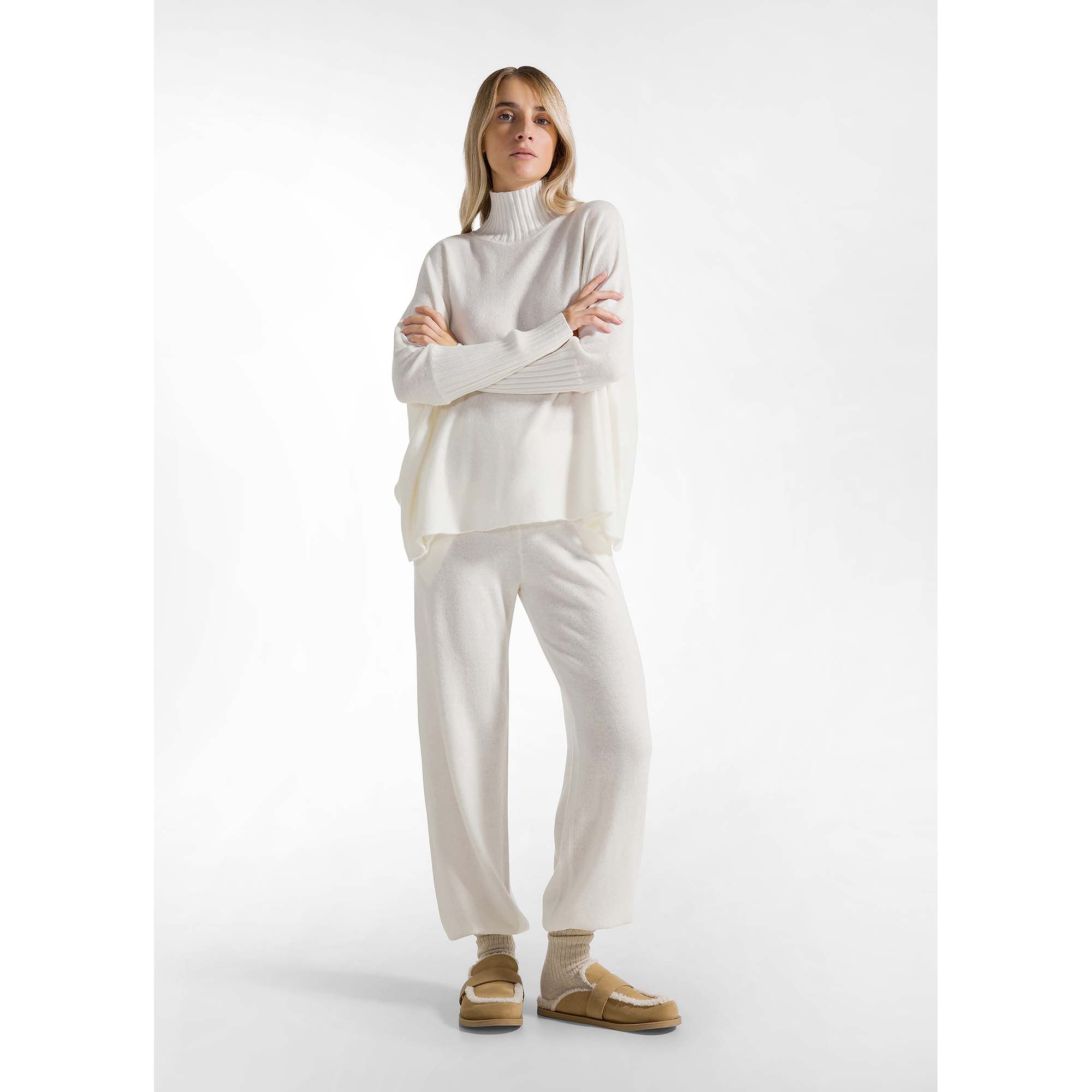 WOOLY_BLEND_HIGH_NECK_SWEATER_D12170_18001_Image_5