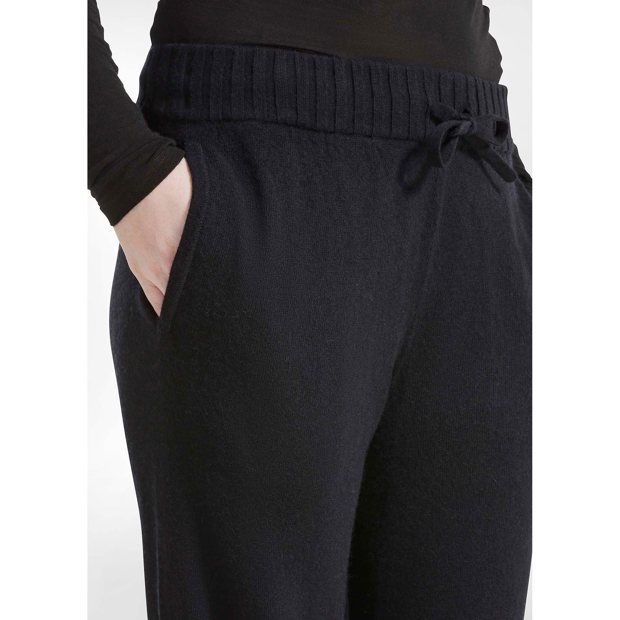 WOOLY_BLEND_KNITTED_JOGGER_PANTS_D12178_10009_Image_5