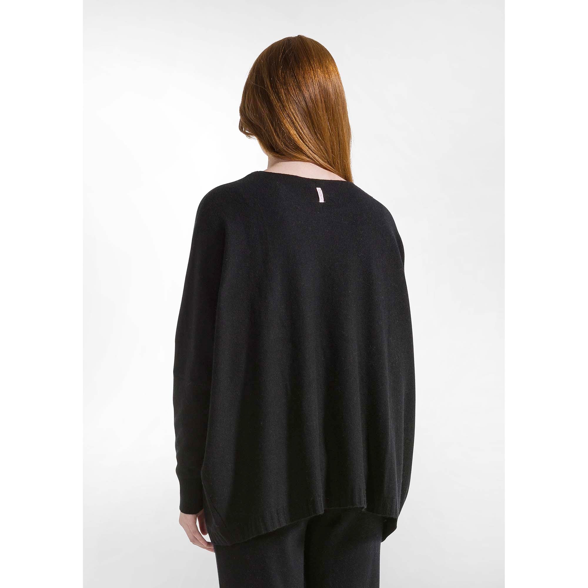 WOOOLY_BLEND_LOOSE_SWEATER_D12181_10009_Image_3