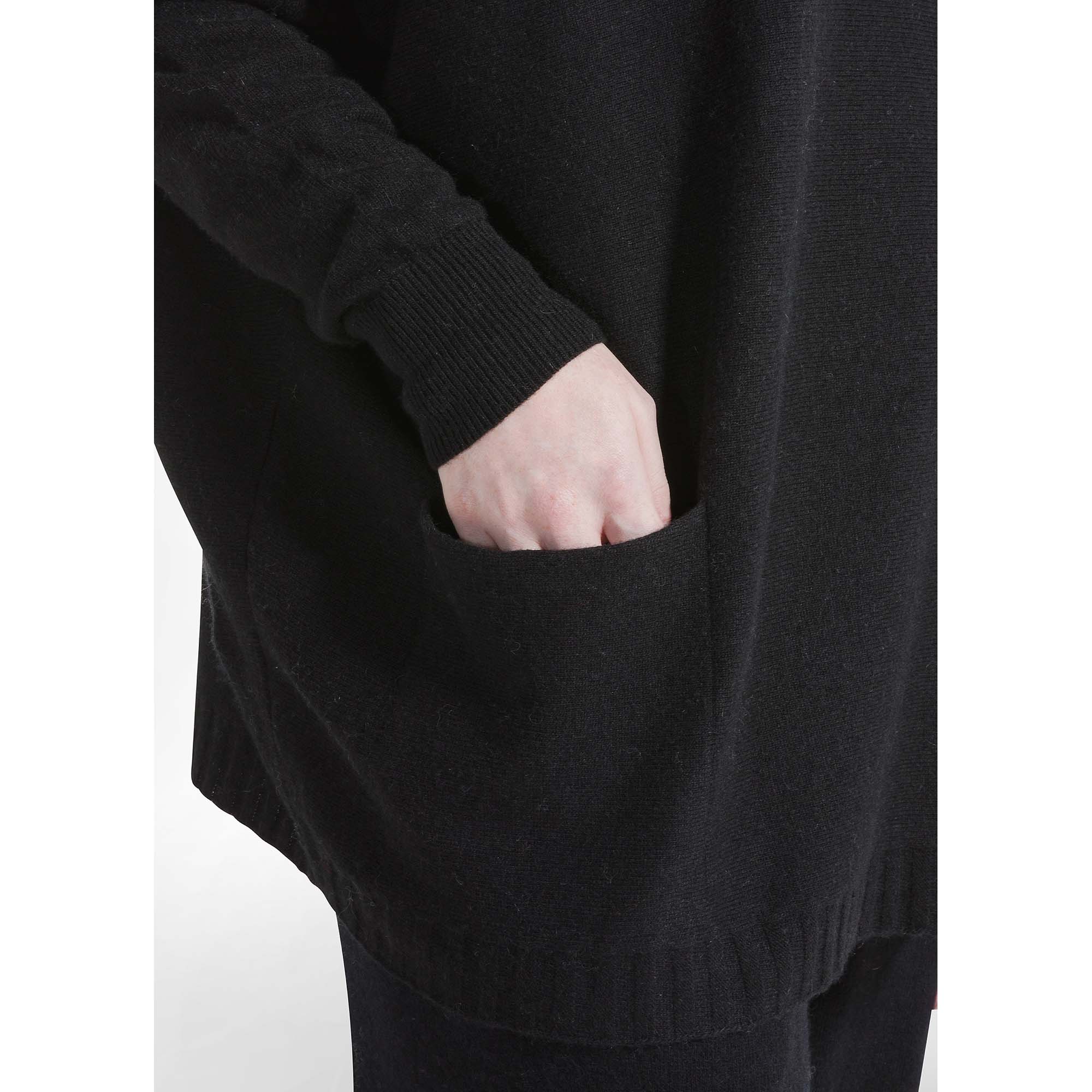 WOOOLY_BLEND_LOOSE_SWEATER_D12181_10009_Image_4