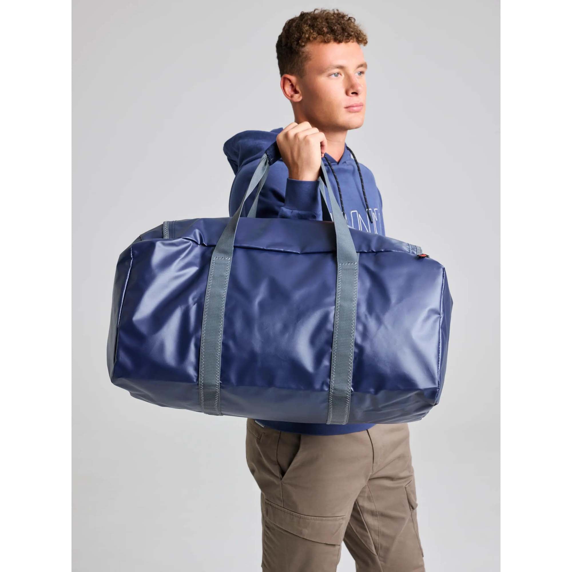 WR_DUFFLE_BAG_L_A463014S00_W12_Image_2
