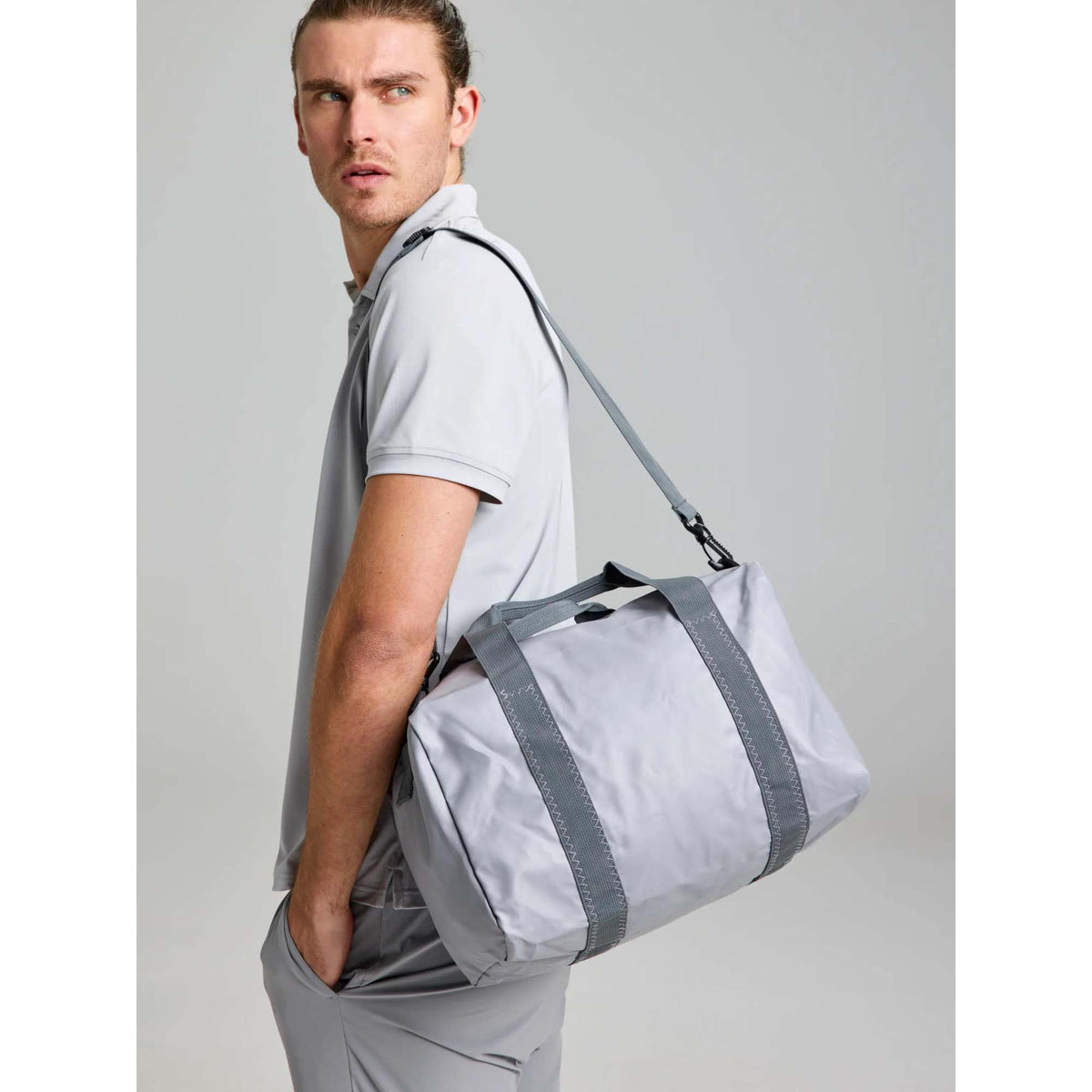 WR_DUFFLE_BAG_S_A463005S00_W05_Image_3