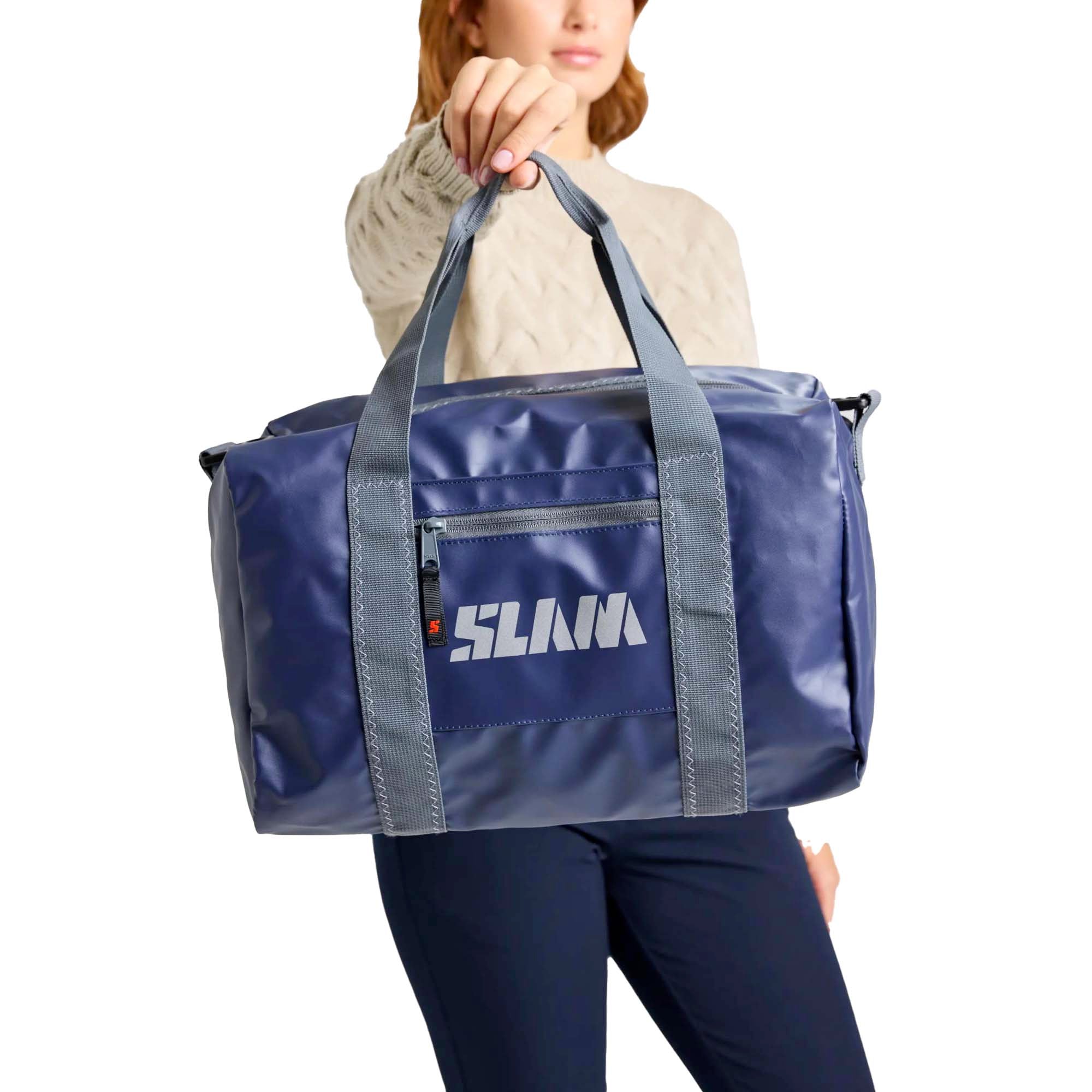 WR_DUFFLE_BAG_S_A463005S00_W12_Image_1