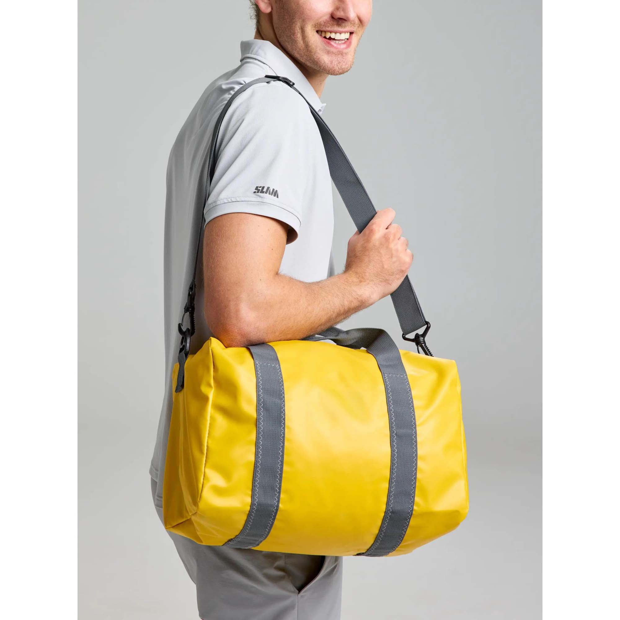 WR_DUFFLE_BAG_S_A463005S00_W41_Image_2